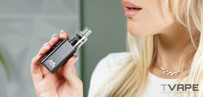 Pulsar APX Volt V3 Wax pen about to be inhaled