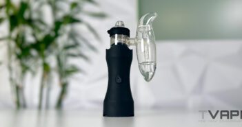 Dr. Dabber XS Review: An E Rig Worth its Portability?