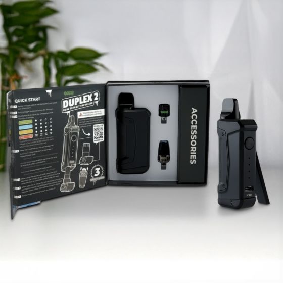 Ooze Duplex 2 concentrate vaporizer with its packaging